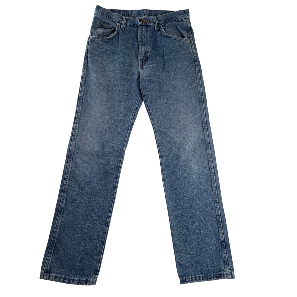 Wrangler Authentic Jeans Mens 31x32 Medium Wash Regular Straight Leg Denim